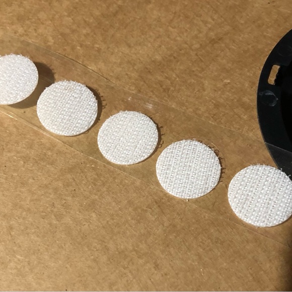 200 pair of Velcro dots 3/4” - Picture 4 of 4